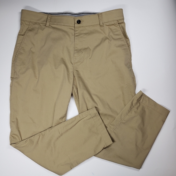 Nike Dri FIT UV Golf Chino Pants Size 34X30 Standard Fit Tan Khaki DA4089-297 - Picture 1 of 7